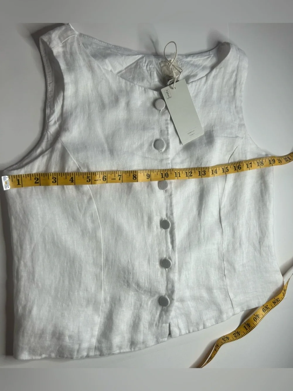 Sleeveless Button-Front Linen Shell Top - White - Picture 7 of 9